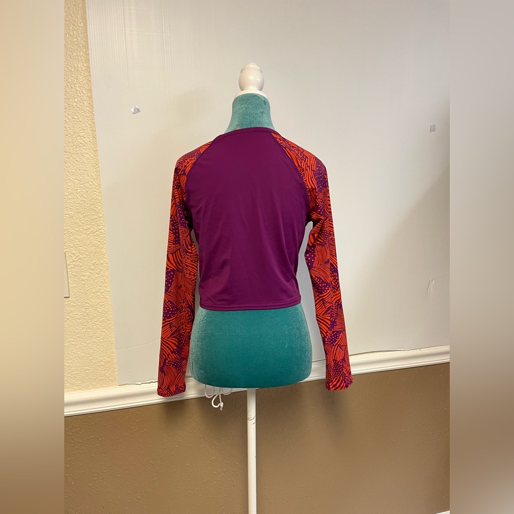 Garnet Hill Fuchsia Colorblock Cropped Rashguard … - image 4
